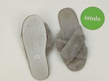 klapki pluszowe nike: Kapcie damskie, rozmiar 40 — 3