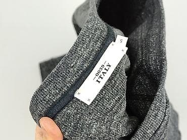 Sweatshirts and fleeces: Women`s sweatshirt, size S — 6