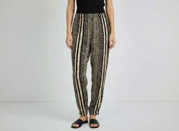 modne duże rozmiary spodnie: Spodnie materiałowe damskie, rozmiar M — 1