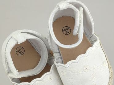 ralph lauren buty dziecięce: Взуття для немовлят, 19, стан - Дуже гарний на lalafo.pl — 4 ralph lauren buty dziecięce: Взуття для немовлят, 19, стан - Дуже гарний — 4