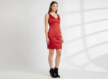 czerwona sukienki wieczorowa: Sukienka damska, rozmiar M — 1