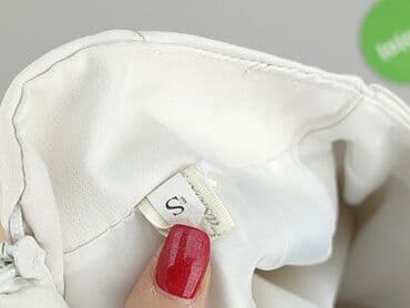 spodnico spodenki biale: Szorty damskie, rozmiar S — 4