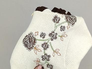 pull and bear bomberka: Women`s hoodie, size S — 5