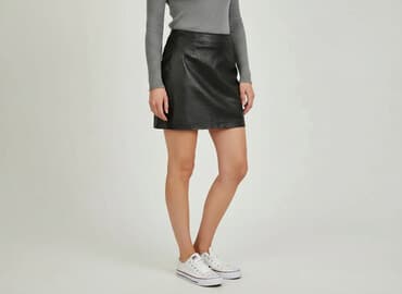 spódnice eko skóra reserved: Women`s skirt, size L at lalafo.pl — 1 spódnice eko skóra reserved: Women`s skirt, size L — 1