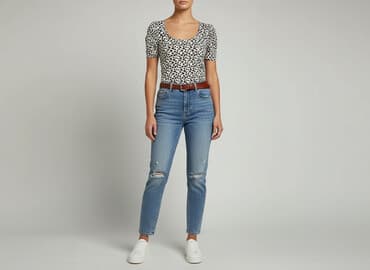 bluzki damskie z napisami: Жіноча блуза, розмір M — 1