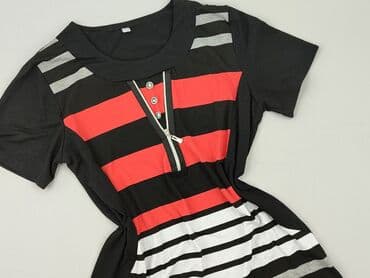 mock up t shirty: Women`s T-shirt, size L (EU 40) — 1