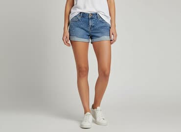 krótkie jeansowe spodenki z wysokim stanem podarte: Szorty damskie, rozmiar S — 6