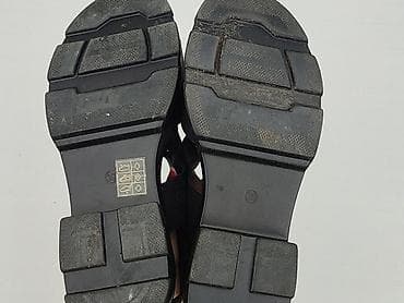 slip on na platformie: Sandały damskie, rozmiar 39 — 5