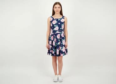 modna sukienka dla 60 latki: Sukienka damska, rozmiar S — 6