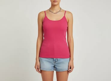 bluzki amarantowa: Terranova, T-shirt damski, rozmiar S — 6