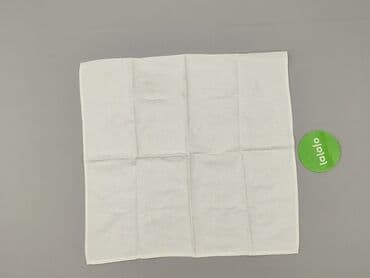 trzymacz koszuli: Serwetka 50 x 48, kolor - Biały, stan - Bardzo dobry — 2