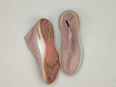 Кросівки жіночі, розмір 41