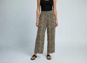 leopard print jeans: Spodnie materiałowe damskie, rozmiar M — 1