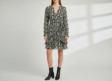 sukienki wzorzysta: Women`s dress, size M — 1