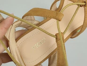 sandały koturna ccc: Vices, Sandals for women, size 38 — 6