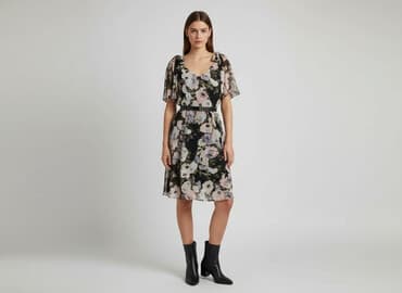 serenada sukienki: Sukienka damska, rozmiar M — 6