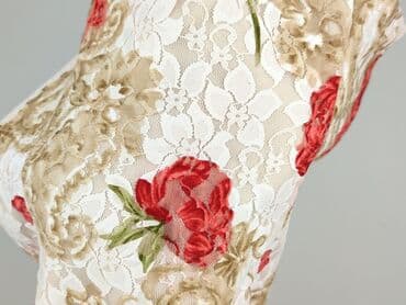 stradivarius top gorsetowy: Women`s top, size M at lalafo.pl — 6 stradivarius top gorsetowy: Women`s top, size M — 6