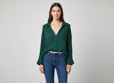 bershka bluzka z dekoltem: Bershka, Women's blouse, size S — 1