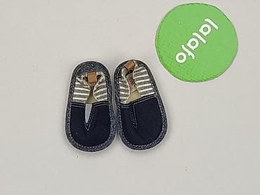 niechodki converse: Buciki niemowlęce, Next, 15 i mniejsze, stan - Bardzo dobry — 2