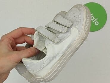 Босоніжки: Кросівки Adidas, 30, Б/в на lalafo.pl — 6 Босоніжки: Кросівки Adidas, 30, Б/в — 6