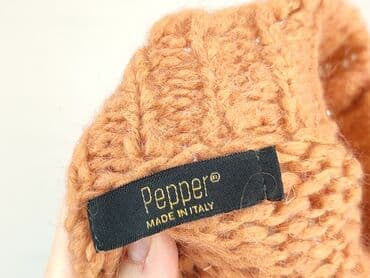 куртки жіночі: Жилетка жіноча, розмір M — 4