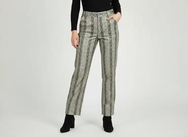 nike panterka buty: Spodnie materiałowe damskie, rozmiar S — 5