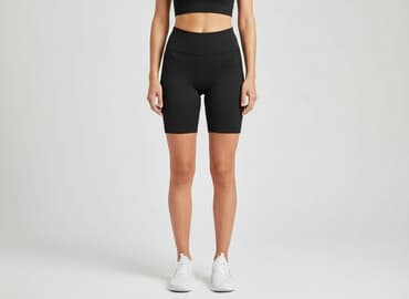 legginsy krótkie push up: Shorts for women, size XS — 1