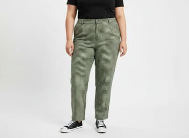 shein krótkie spodenki dla dzieci: Shein, Spodnie materiałowe damskie, rozmiar 4XL — 6