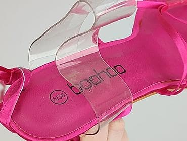 ccc crocsy: Boohoo, Босоніжки жіночі, розмір 38 — 6