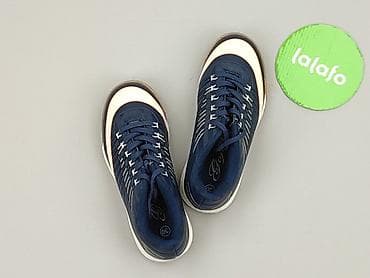 kurtka pull bear: Buty sportowe 30, Używany — 2