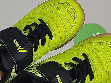 rowerek: Buty sportowe 28, Używany — 5
