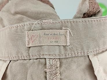 Ubrania damskie: Esprit, Szorty damskie, rozmiar S — 4