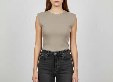 bluzka do jeansow: Top damski, rozmiar XS — 1