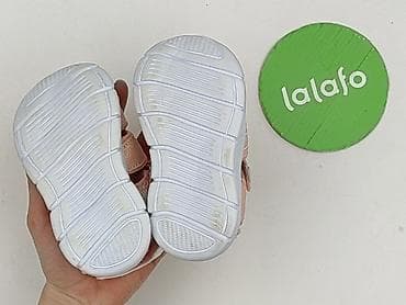 buty yoki sandały: Sandałki 22, Używany — 4