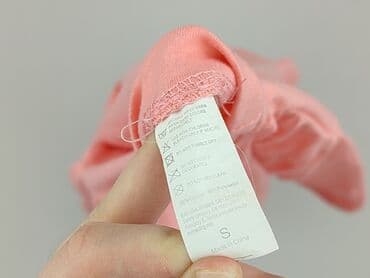 bluza z futrem: T-shirt damski, rozmiar S — 4