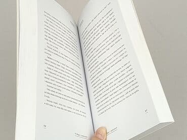 Książki: Książka, gatunek - Literatura faktu, stan - Bardzo dobry — 3