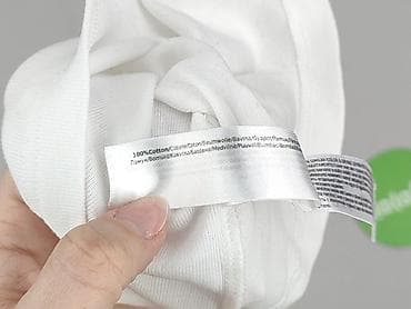 Жіночий одяг: Terranova, Футболка жіноча, розмір XS — 5