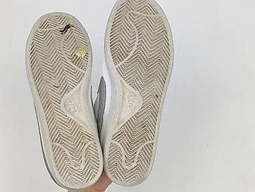 levis t shirt basic: Nike, Sneakersy dla mężczyzn, rozmiar 40.5 — 6