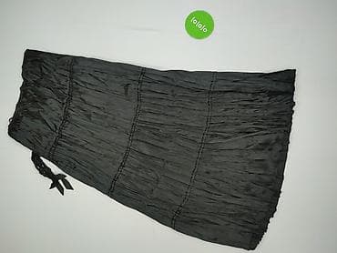 Skirts: Women`s skirt, size M — 3