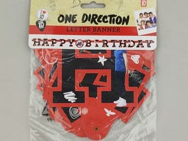 Inne akcesoria: Używany baner urodzinowy One Direction. Idealny do dekoracji na
