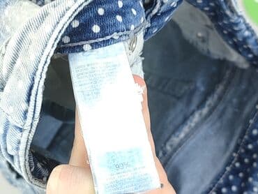 krótkie spodenki i nogi z cellulitem: Chillin, Szorty damskie, XS — 5