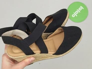 waska stopa: Sandały damskie, rozmiar 37 — 7