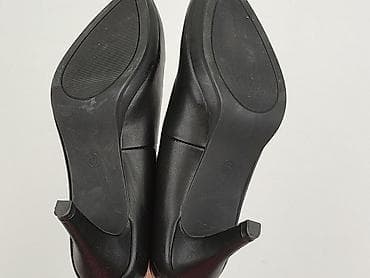 ala crocsy: Flat shoes for women, size 37 — 5