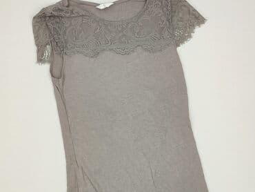 uniqlo basic t shirty: Women`s T-shirt, size S (EU 36) — 1