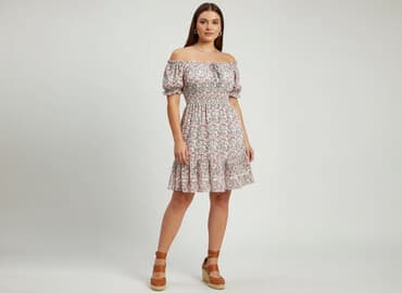 piękne czerwone sukienki na wesele: Sukienka damska, rozmiar XL — 7