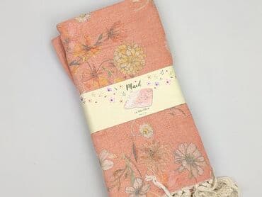 Koc 160 x 130, kolor - Koralowy, stan - Idealny