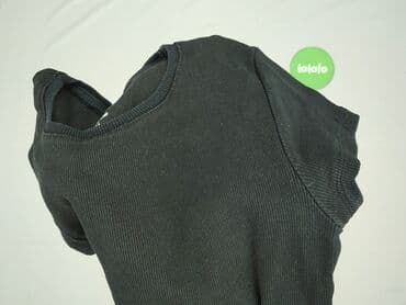 czarne t shirty damskie w serek: FB Sister, T-shirt damski, rozmiar XS — 5