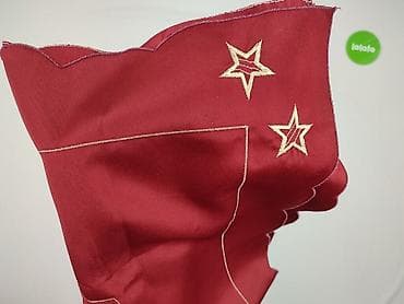 Talerze: Obrus 77 x 77, kolor - Czerwony, stan - Bardzo dobry — 4