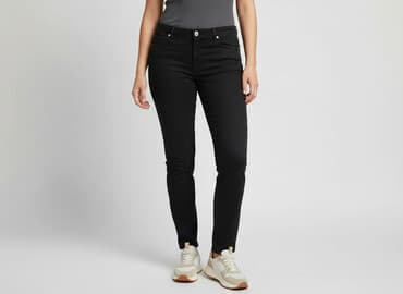 czarne jeansy damskie stylizacje: Jeansy damskie, rozmiar XL — 7