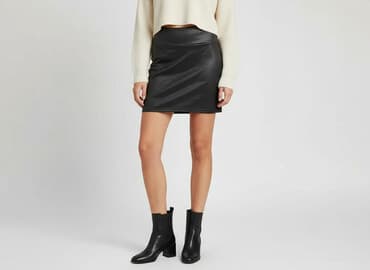 krótkie spódnice skórzane: Spódnica damska, rozmiar S — 1